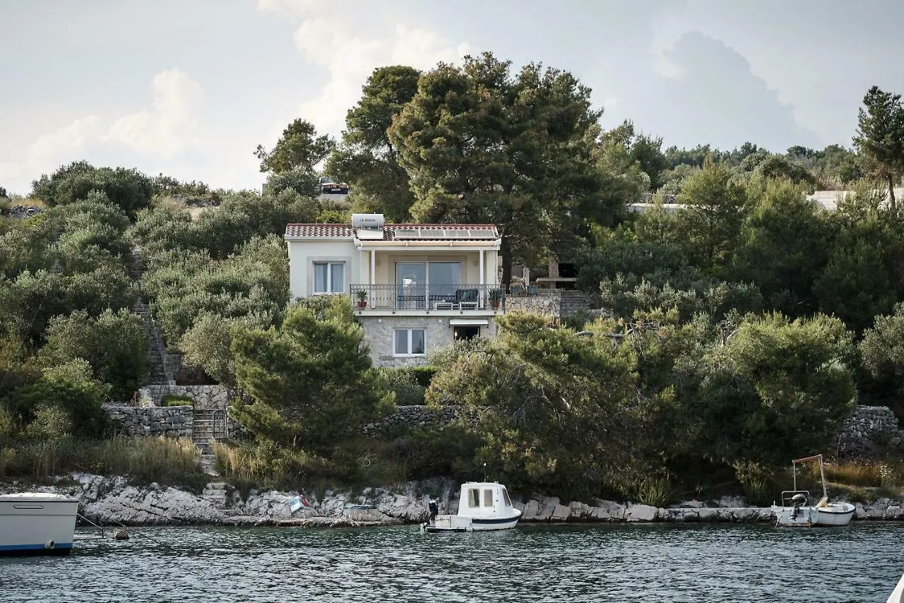 Beach House Blue Lagoon location