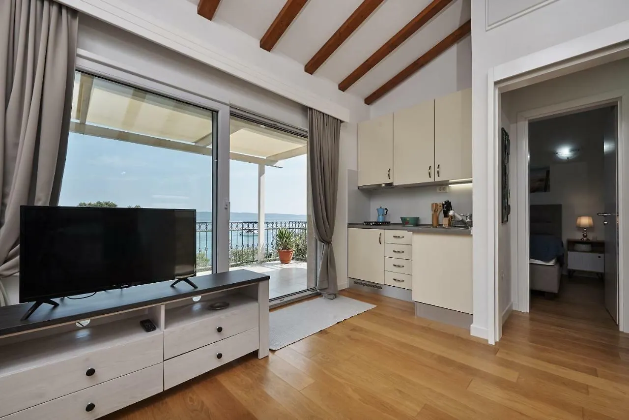 Beach House Blue Lagoon Okrug Gornji